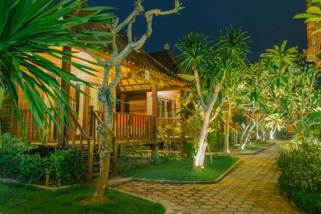 Garden Cottage Lembongan & Hostel Нуса Лембонган Екстериор снимка