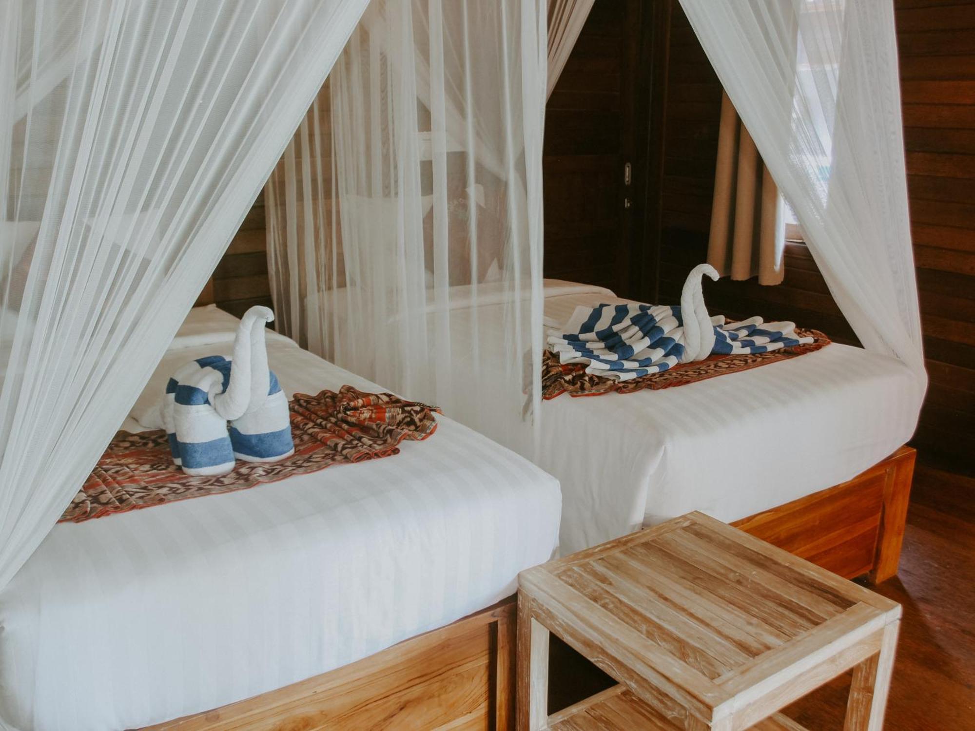 Garden Cottage Lembongan & Hostel Нуса Лембонган Екстериор снимка