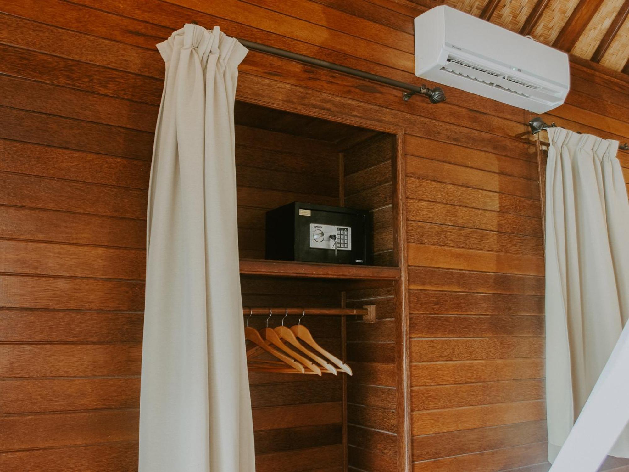 Garden Cottage Lembongan & Hostel Нуса Лембонган Екстериор снимка
