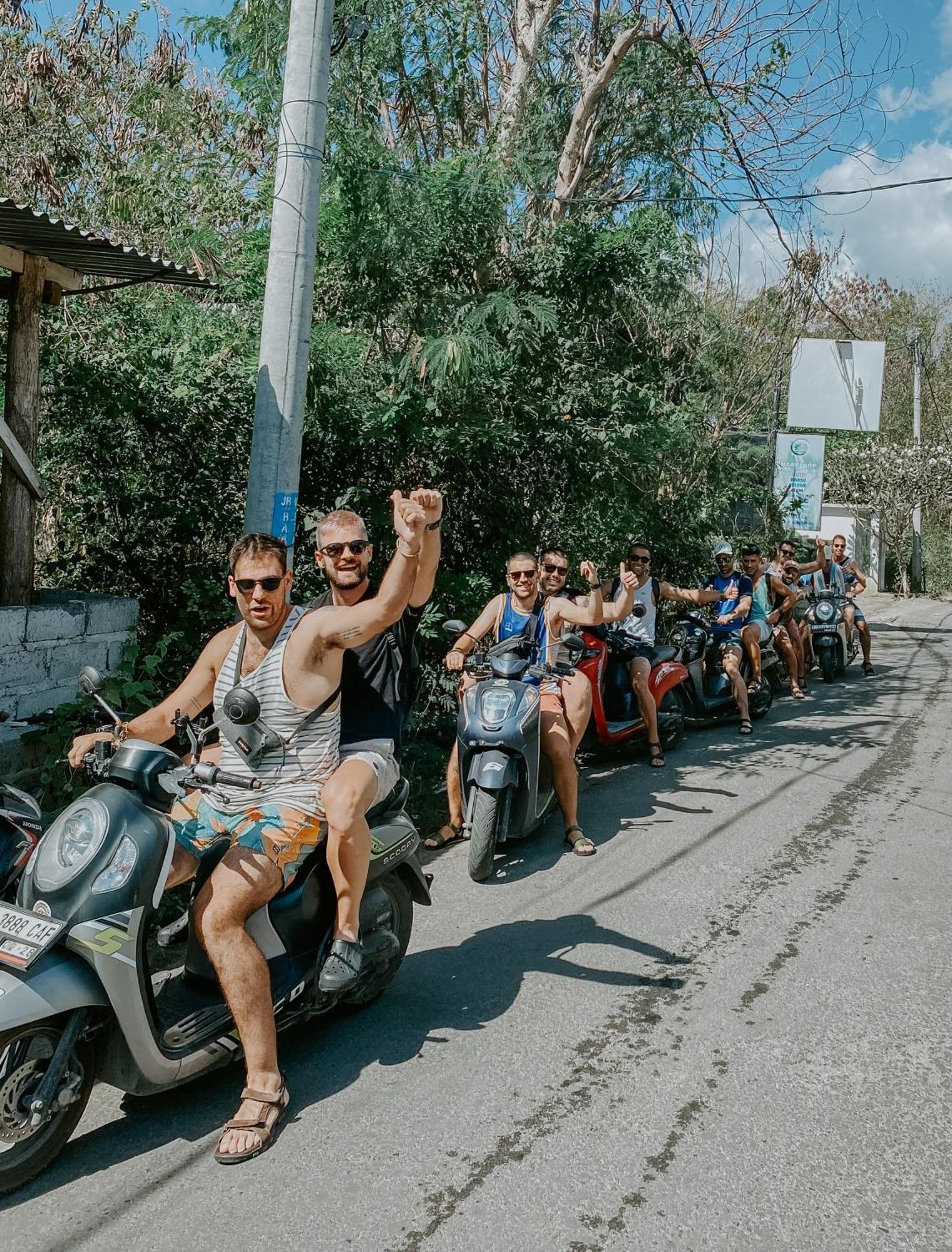 Garden Cottage Lembongan & Hostel Нуса Лембонган Екстериор снимка
