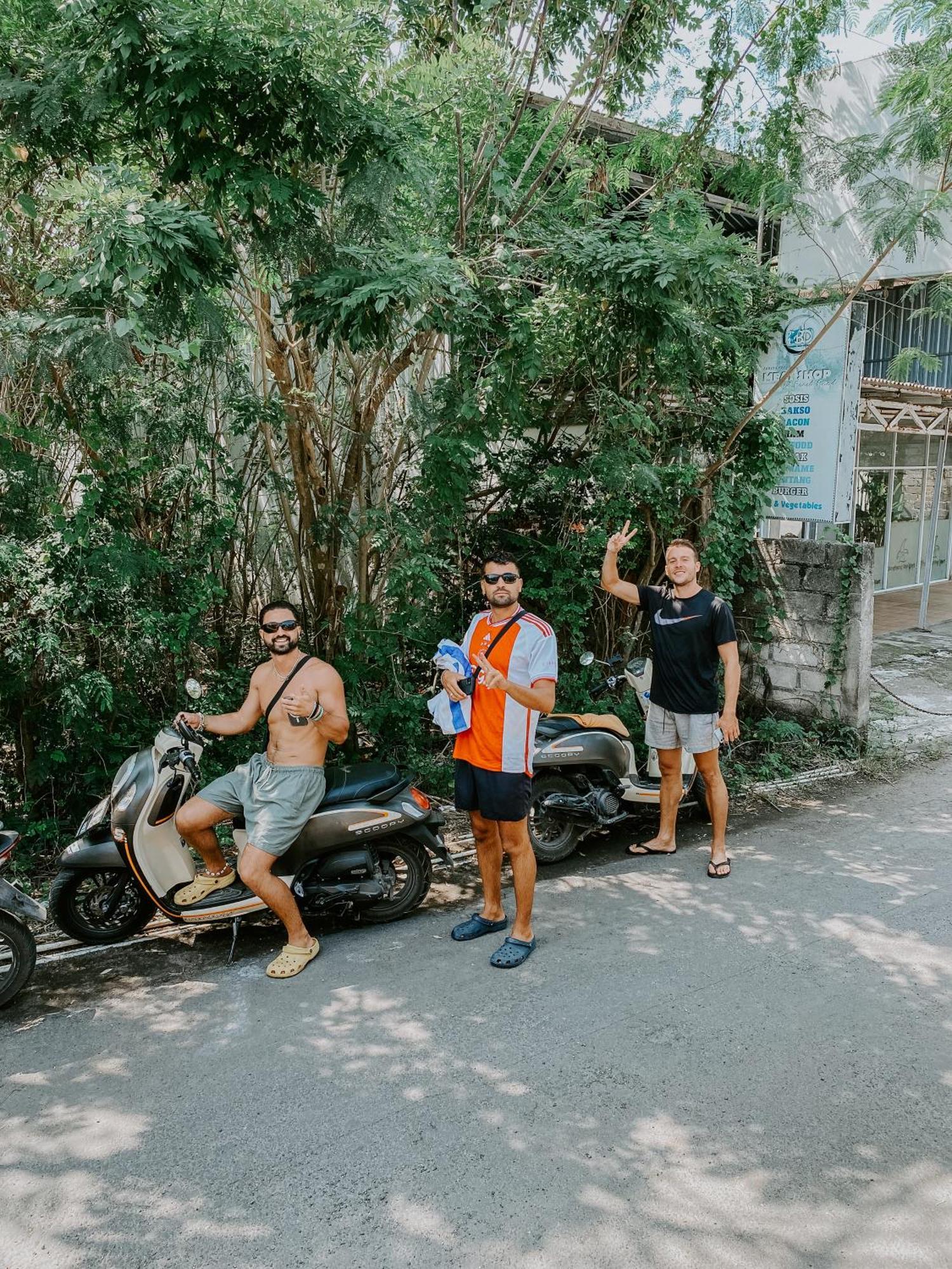 Garden Cottage Lembongan & Hostel Нуса Лембонган Екстериор снимка
